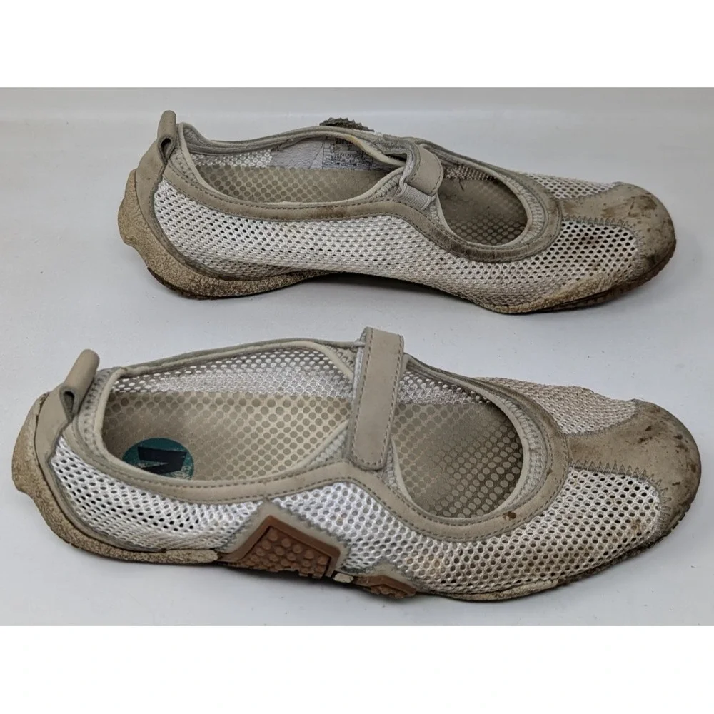 Merrell Relay Tour Mary Jane White Minimalist Barefoot Walking Shoes Women's 8.5
